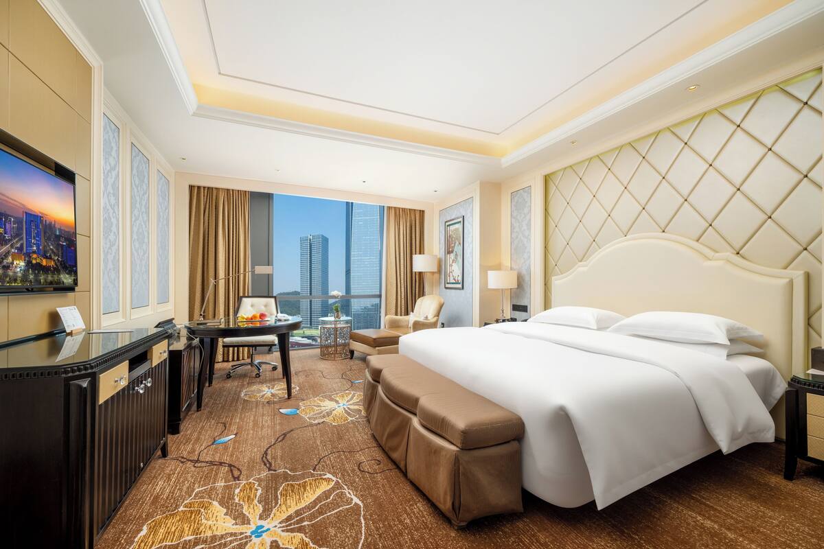 Phòng Suite Executive | Minibar, két bảo mật tại phòng, bàn, phòng cách âm 