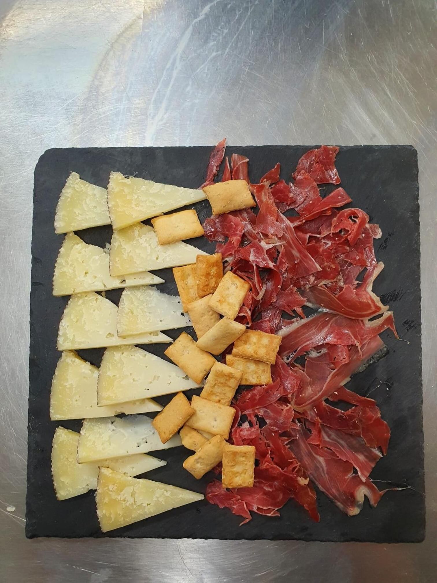 breakfast, lunch, dinner served; mediterranean cuisine