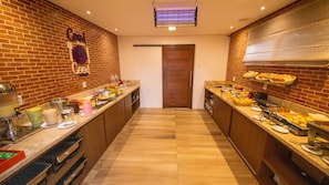 Breakfast buffet