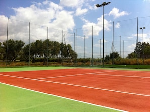 Tennis court - Triton Villas Residence and Hotel (Sellia Marina)