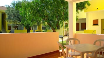 Studio | Terrace/patio