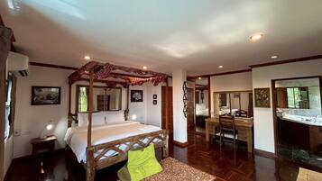 Villa, 5 Bedrooms, Private Pool | 5 bedrooms, in-room safe, desk, blackout drapes