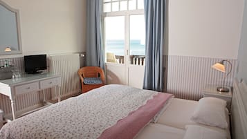 Chambre Double Confort, vue mer, en front de mer | Lits bébé (en supplément), lits pliants/supplémentaires, Wi-Fi gratuit