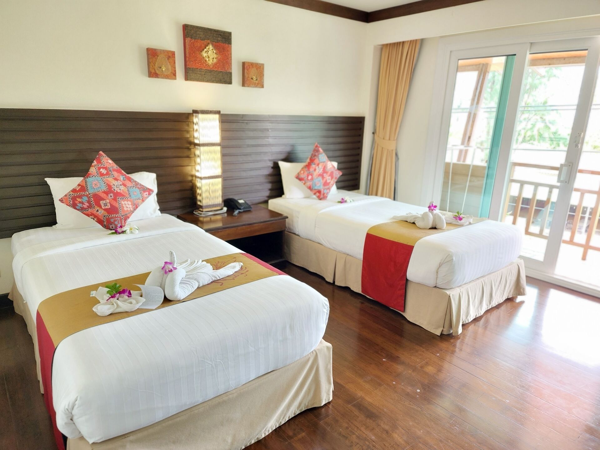 Deluxe Room, Balcony, Sea View | In-room safe, desk, blackout curtains, free cots/infant beds