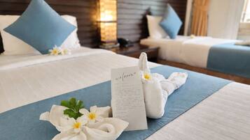 Deluxe Room, Balcony, Sea View | In-room safe, desk, blackout curtains, free WiFi