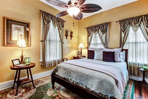 Roupas de cama premium, individualmente decorados