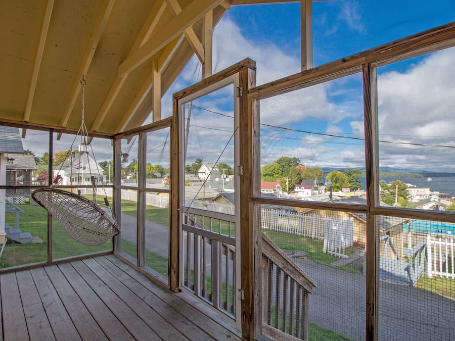 Large Two Room Cottage with Screened in Porch | Terrace/patio