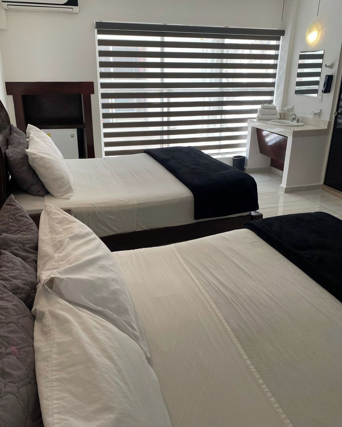 標準雙人房 | 熨斗/熨衣板、免費無線上網、床單