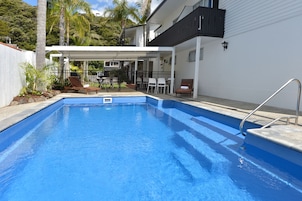 Outdoor pool, open 9:00 AM to 9:00 PM, sun loungers