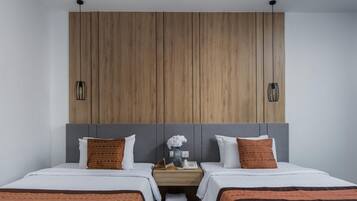 Down duvets, pillow-top beds, free minibar items, in-room safe