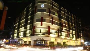 Front of property - evening/night