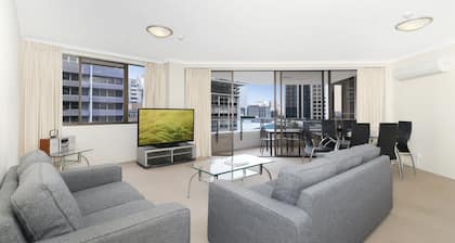 The Astor Apartments