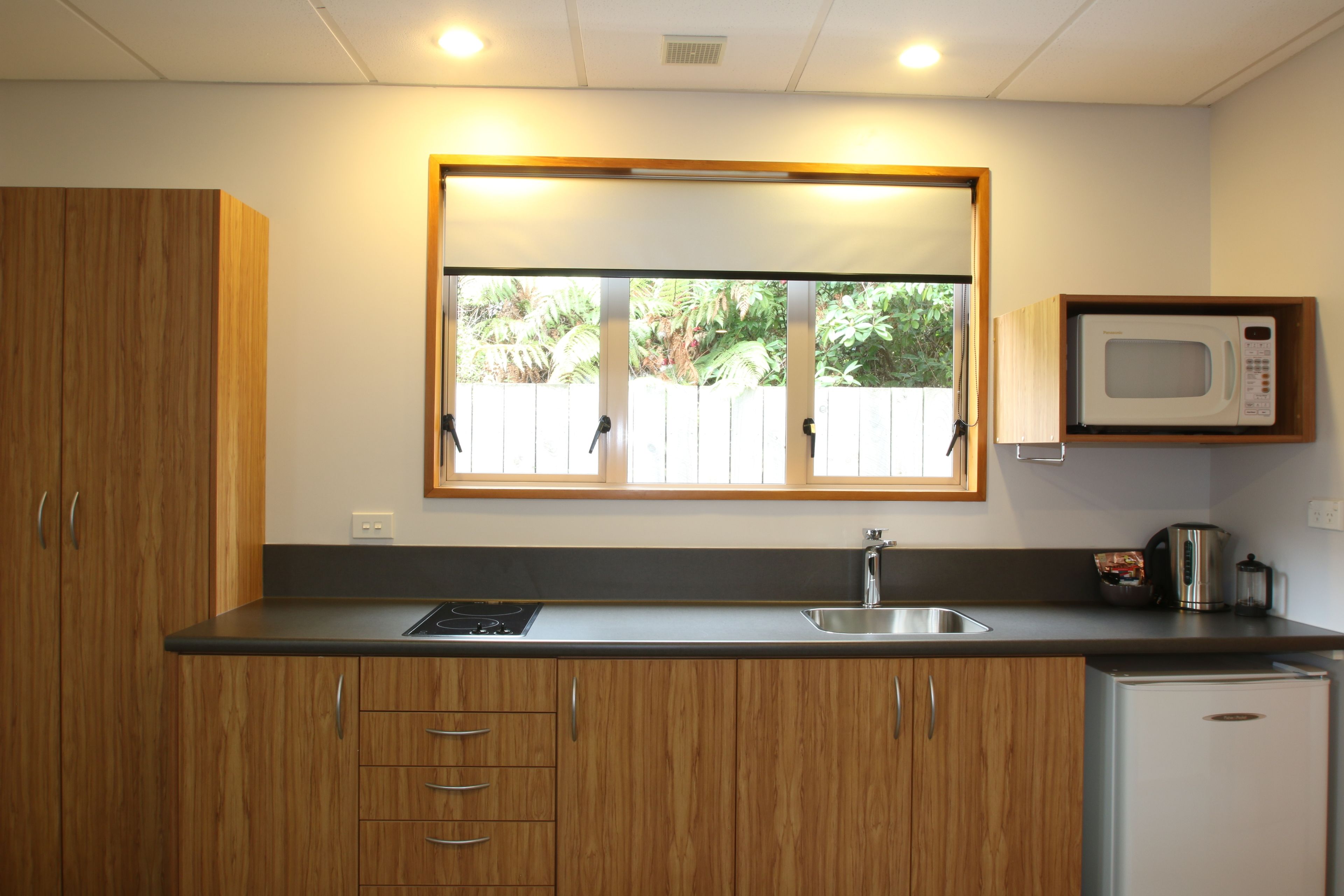 Apartment, 1 Bedroom (Super King) | Private kitchen | Fridge, microwave, coffee/tea maker, cookware/dishes/utensils