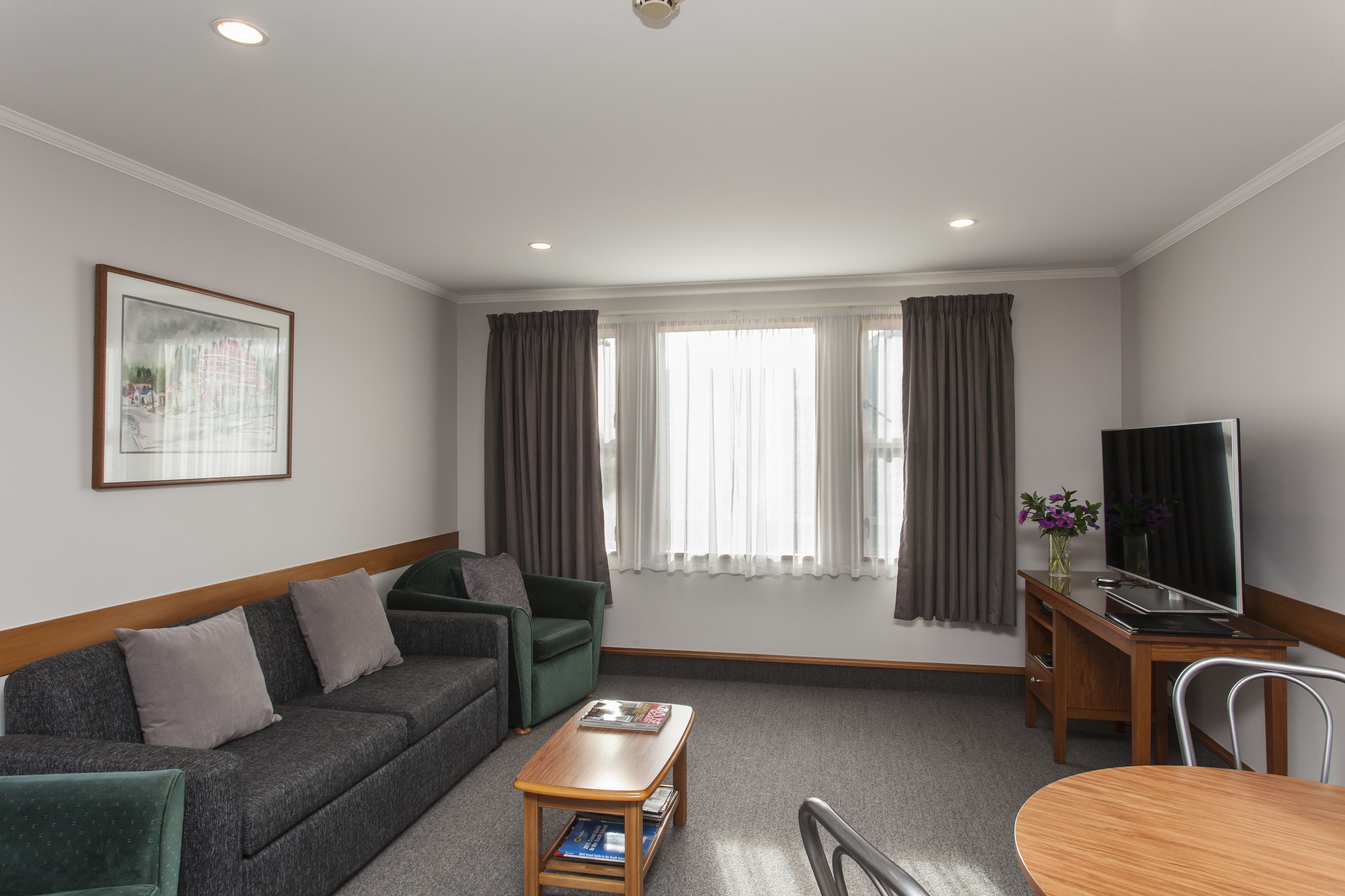 Apartment, 2 Bedrooms | Pillow-top beds, desk, blackout curtains, soundproofing