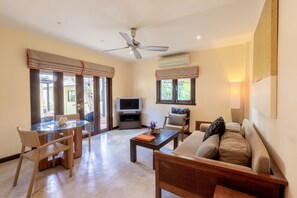 Deluxe Villa | Living room | 42-inch LCD TV with satellite channels, TV - Villa Tanamera (Koh Samui)
