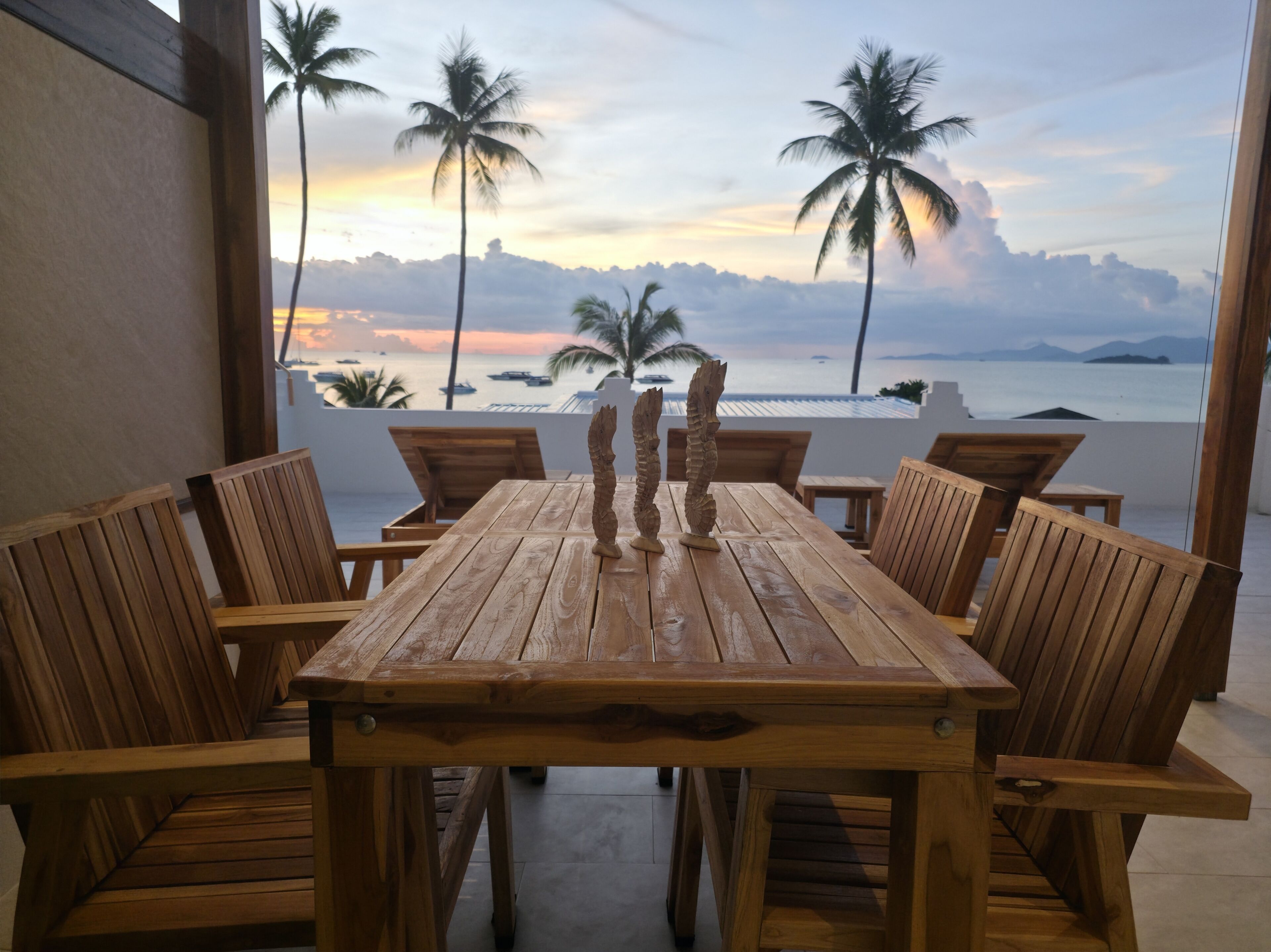 Premium 2 Bedroom with roof deck and Seaview | 테라스/파티오