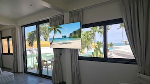 Sea View Studio With Full Kitchen | Roupas de cama de algodão egípcio, roupas de cama premium