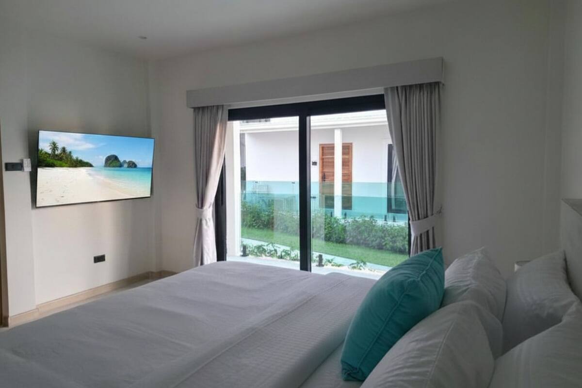 Premium 2 Bedroom with roof deck and Seaview | Sábanas de algodón egipcio y ropa de cama de alta calidad 