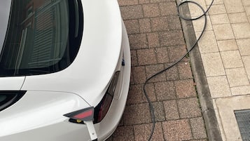 Töltőállomás elektromos járműveknek
