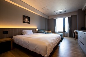 Single Room | Premium bedding, down duvets, in-room safe, desk - Higashikawa Asahidake Onsen Hotel Bear Monte (Higashikawa)