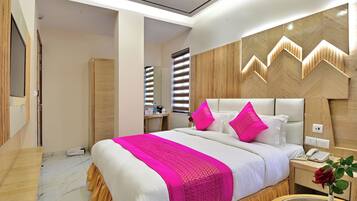 Premium bedding, minibar, desk, laptop workspace