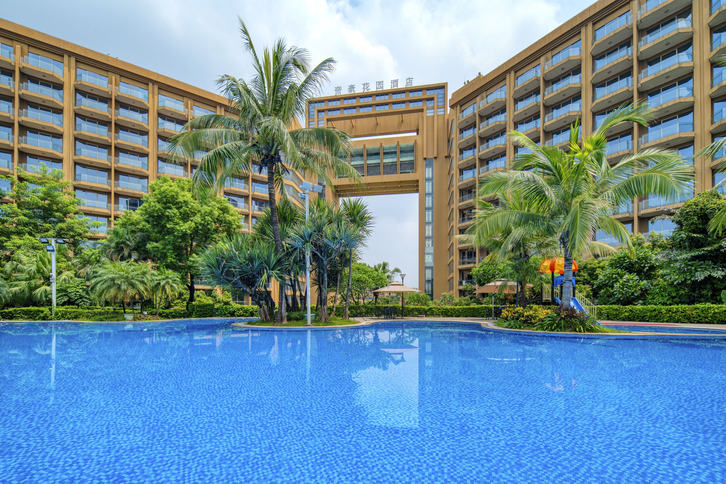 Foto - Royal Garden Hotel