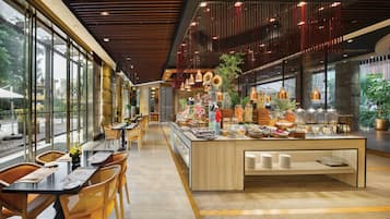 Petit déjeuner buffet (60 CNY par personne)