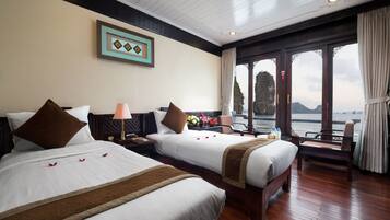 In-room safe, desk, blackout drapes, free WiFi