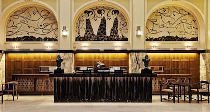 Grandezza Hotel Luxury Palace