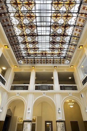 Lobby. Grandezza Hotel Luxury Palace