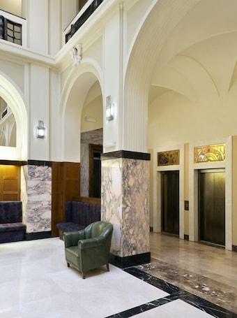 Lobby. Grandezza Hotel Luxury Palace