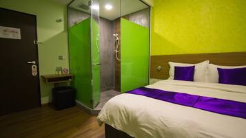 Standard Room | Kalis bunyi, cadar katil