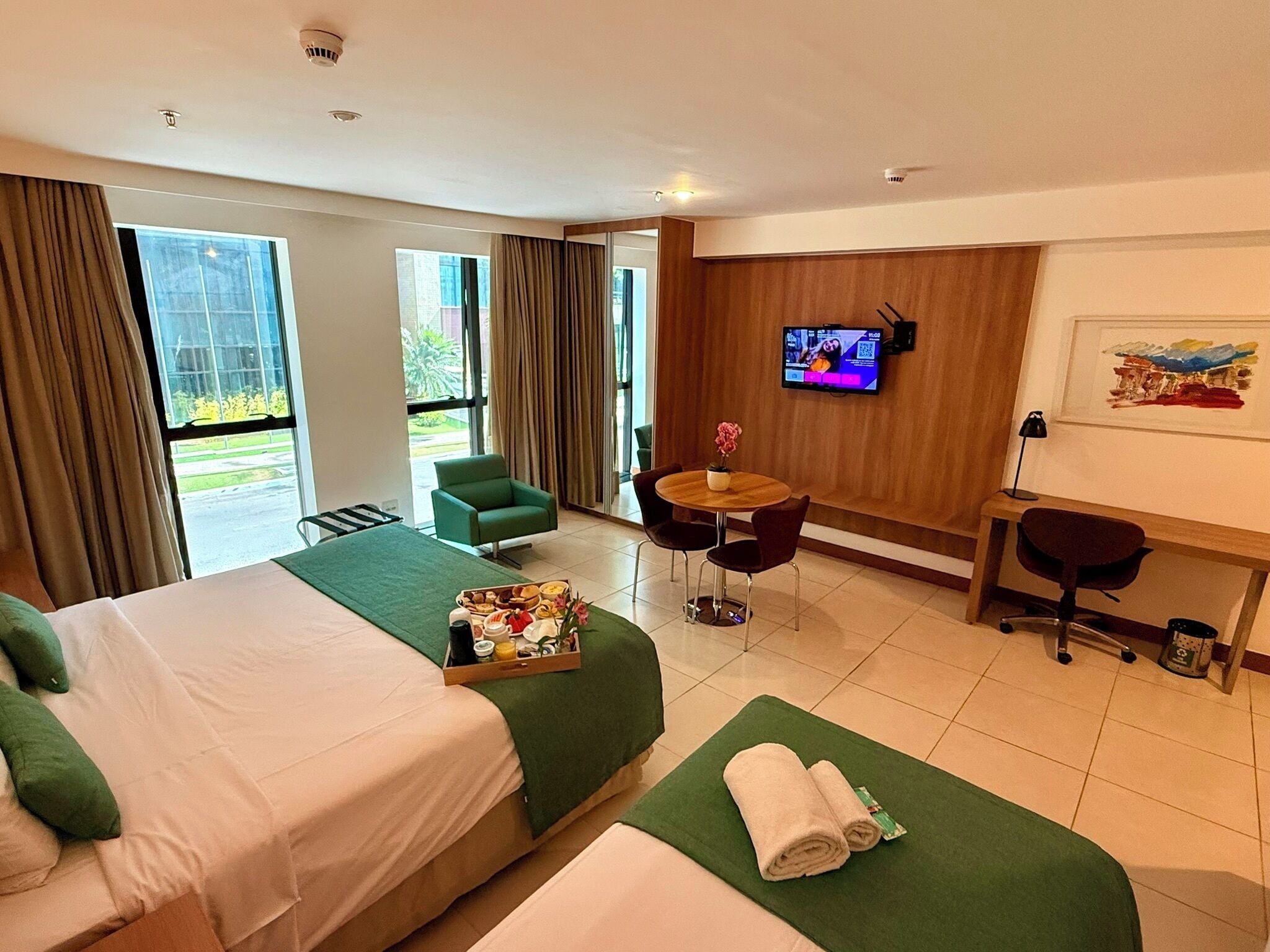 quarto triplo standard | 1 bedroom, minibar, in-room safe, desk