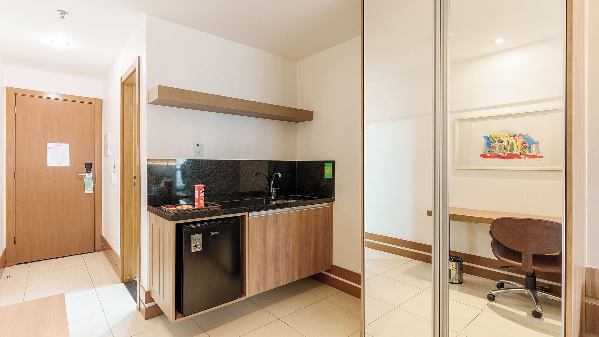 quarto standard duplo solteiro (twin) | 1 bedroom, minibar, in-room safe, desk
