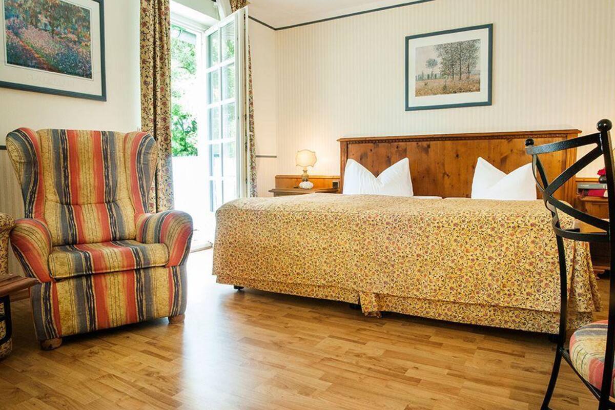 deluxe double room | room amenity