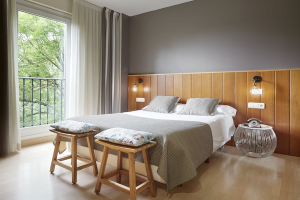 Double Room, River View | In-room safe, desk, laptop workspace, soundproofing