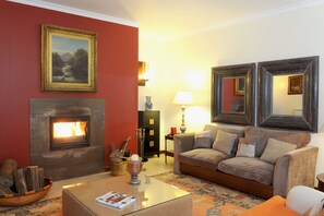 Interior detail - Quinta Cova do Milho (Santa Cruz)