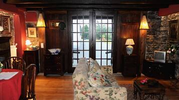 Chalet | Schreibtisch, schallisolierte Zimmer, Zustellbetten, kostenloses WLAN