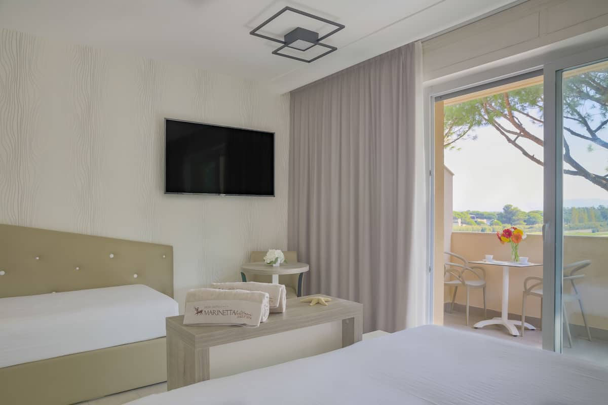 1 bedroom, minibar, in-room safe, desk