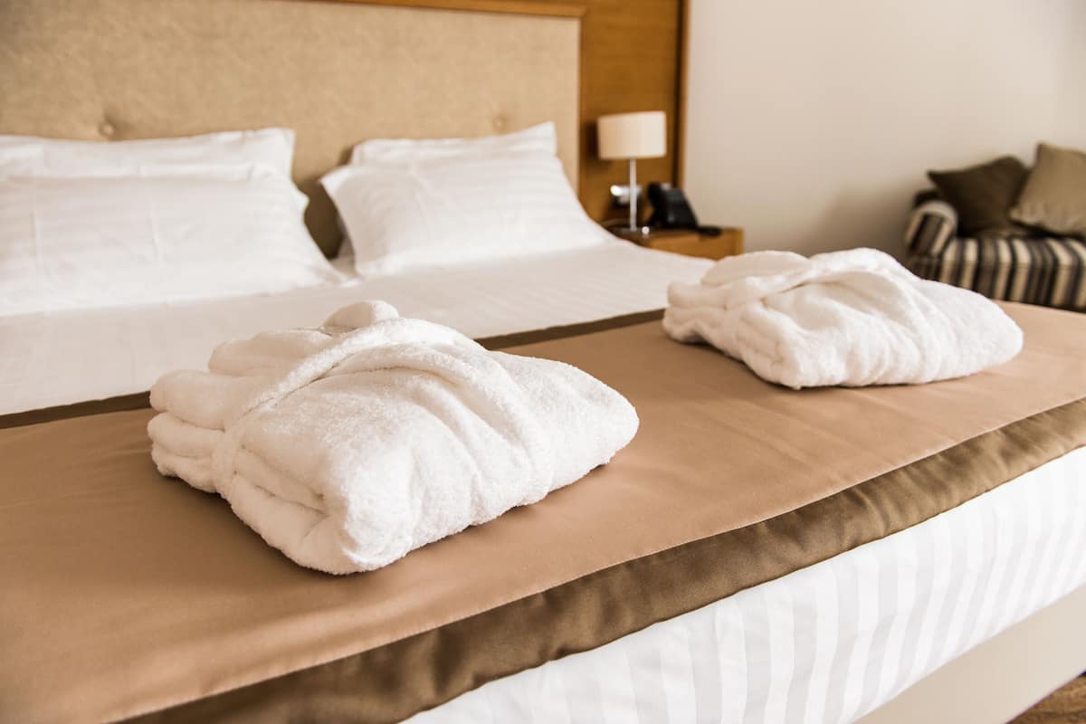 1 bedroom, minibar, in-room safe, desk