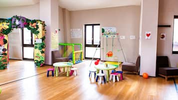 Children’s play area – indoor