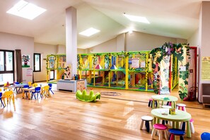 Children’s play area – indoor