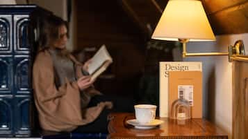 Coffres-forts dans les chambres, bureau, lits bébé (gratuits)