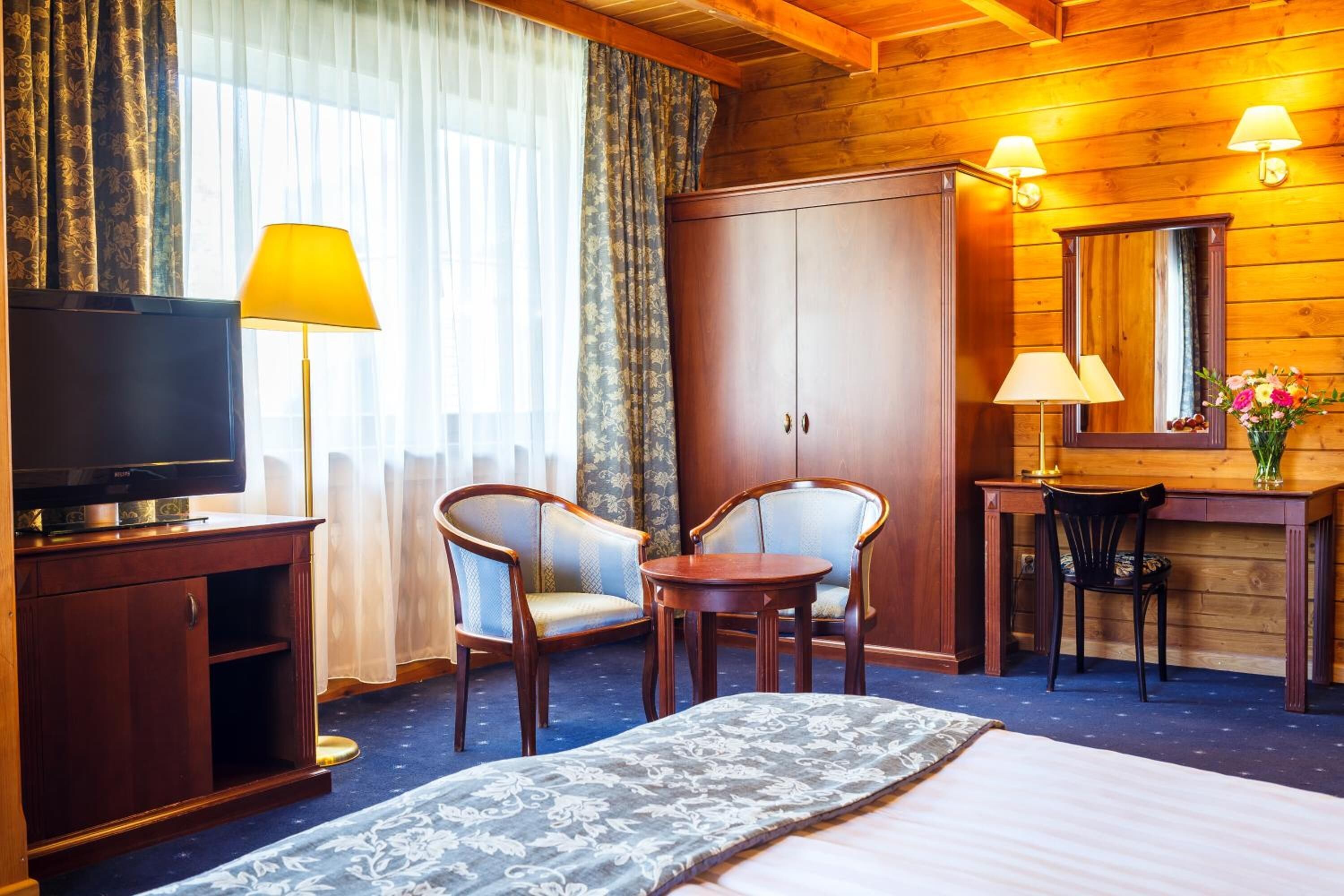 in-room safe, desk, free cots/infant beds, rollaway beds