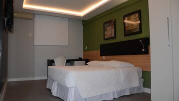 Minibar, décoration personnalisée, ameublement personnalisé, bureau