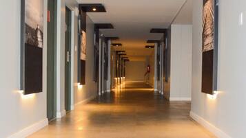 32-inch LCD TV with cable channels, TV