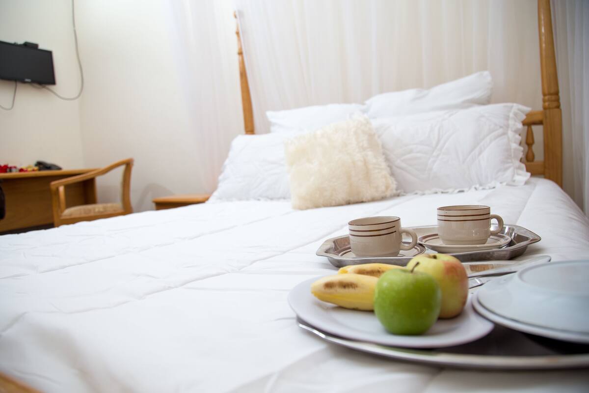 Double Room | Room service - dining