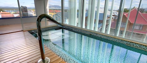 Indoor pool, outdoor pool