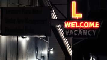 Entrada al alojamiento