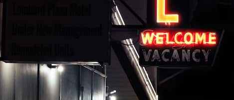 Entrada de la propiedad